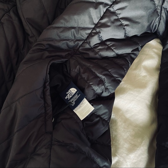 North Face Reversible Coat - Picture 6 of 7